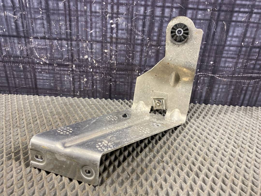 Крепление защиты двигателя, 465 рублей, Красноярск