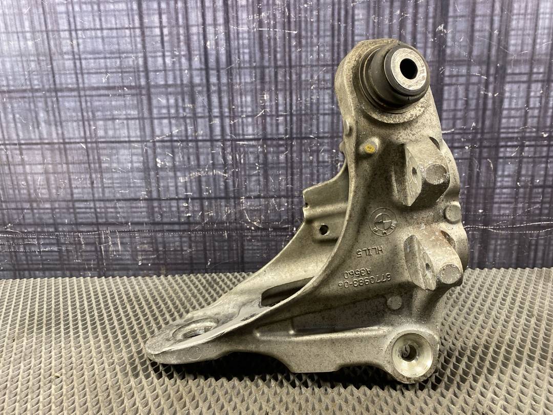 Поворотный кулак, 2265 рублей, Красноярск