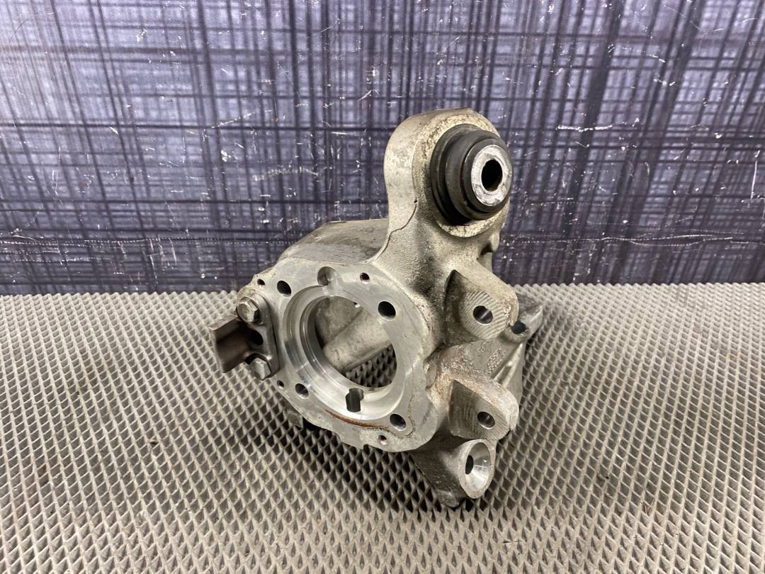 Поворотный кулак, 2265 рублей, Красноярск