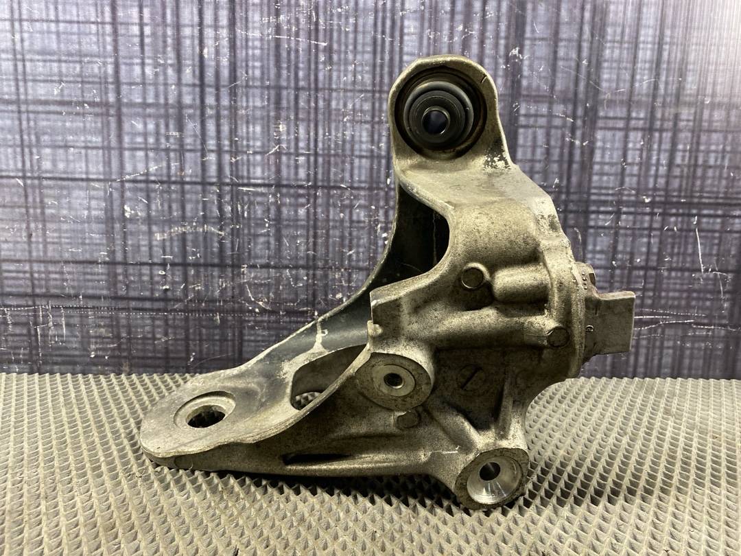 Поворотный кулак, 2265 рублей, Красноярск