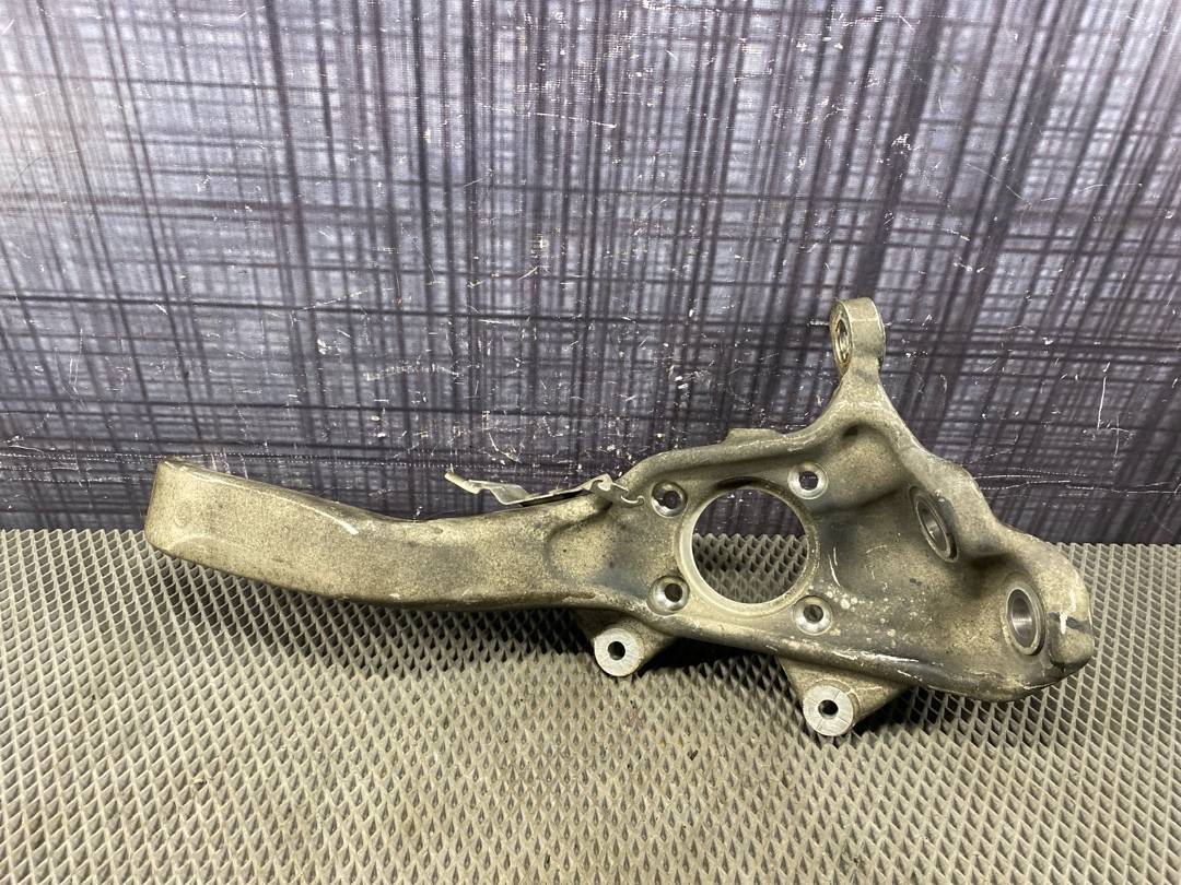 Поворотный кулак, 4298 рублей, Красноярск