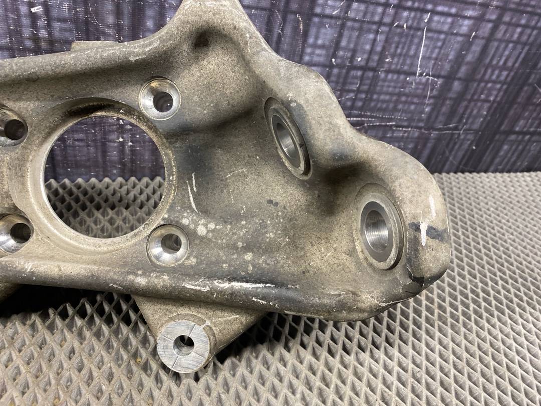 Поворотный кулак, 4298 рублей, Красноярск