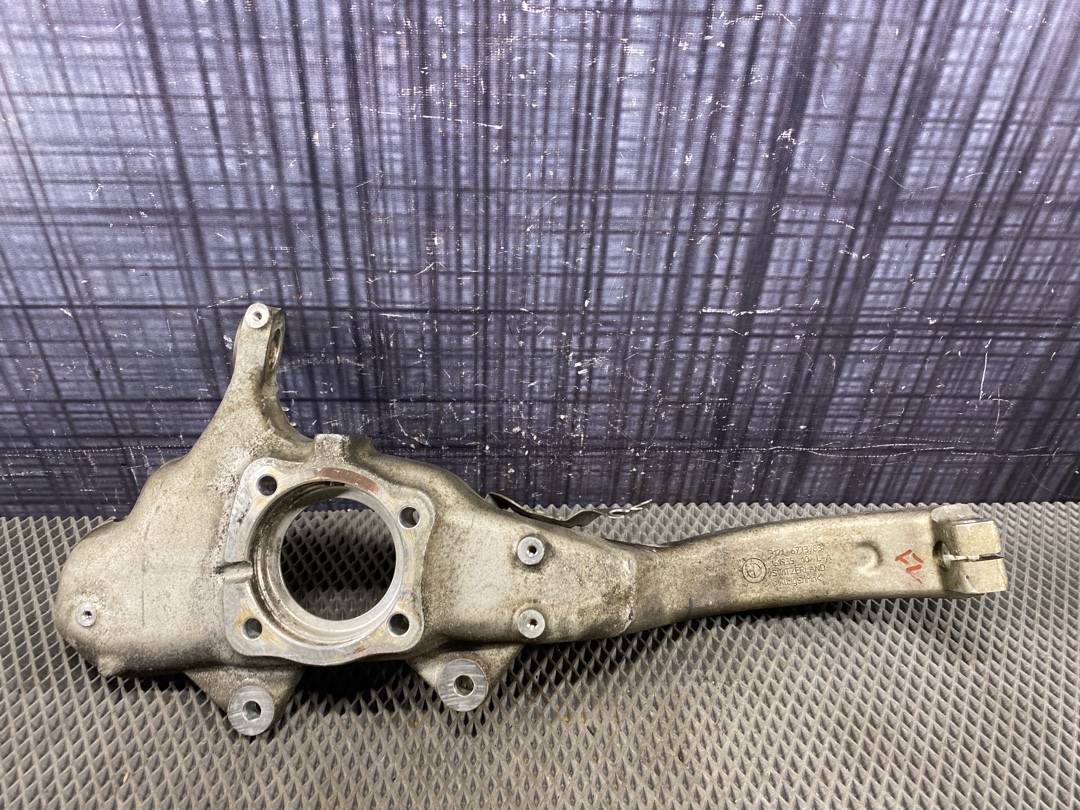 Поворотный кулак, 4298 рублей, Красноярск