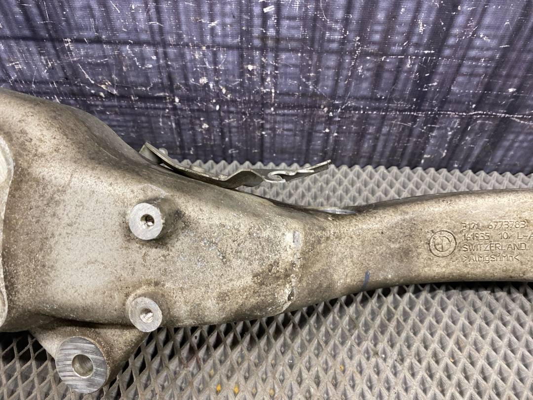 Поворотный кулак, 4298 рублей, Красноярск