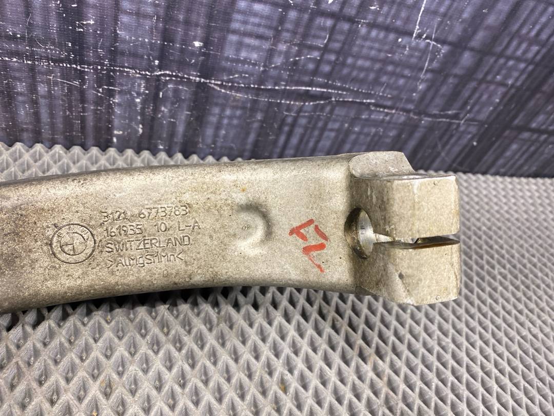 Поворотный кулак, 4298 рублей, Красноярск