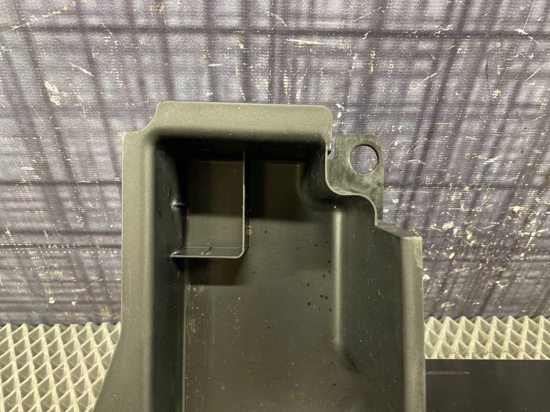 Пластик багажника, 383 рублей, Красноярск