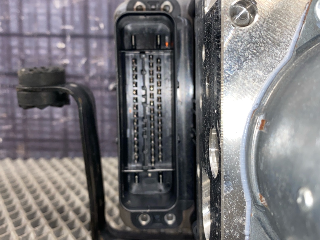 Блок ABS, 6000 рублей, Красноярск