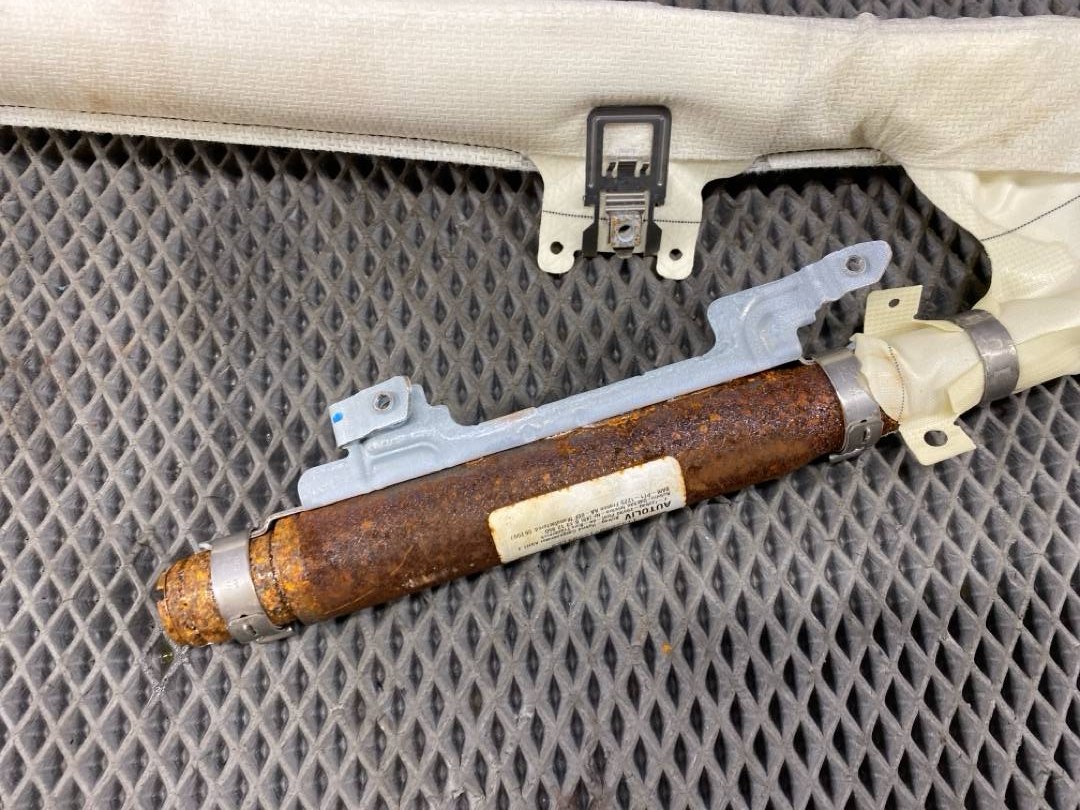 Подушка безопасности, 1545 рублей, Красноярск