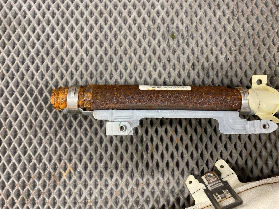 Подушка безопасности, 1545 рублей, Красноярск