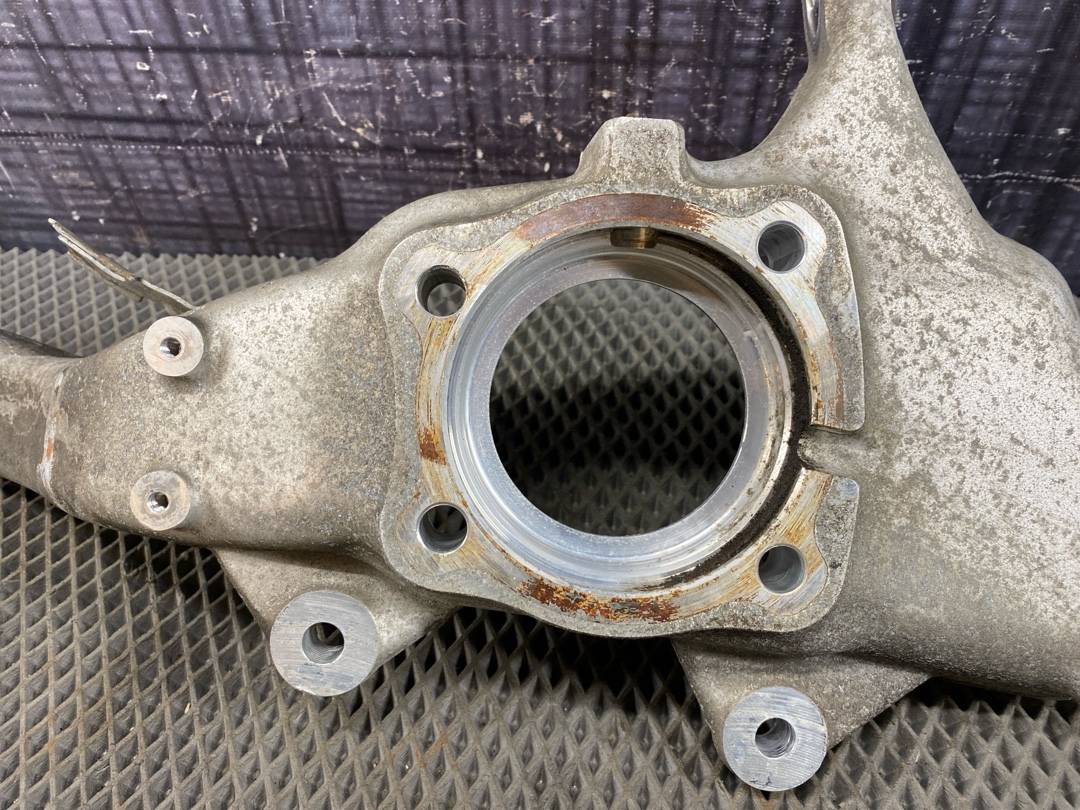 Поворотный кулак, 4298 рублей, Красноярск