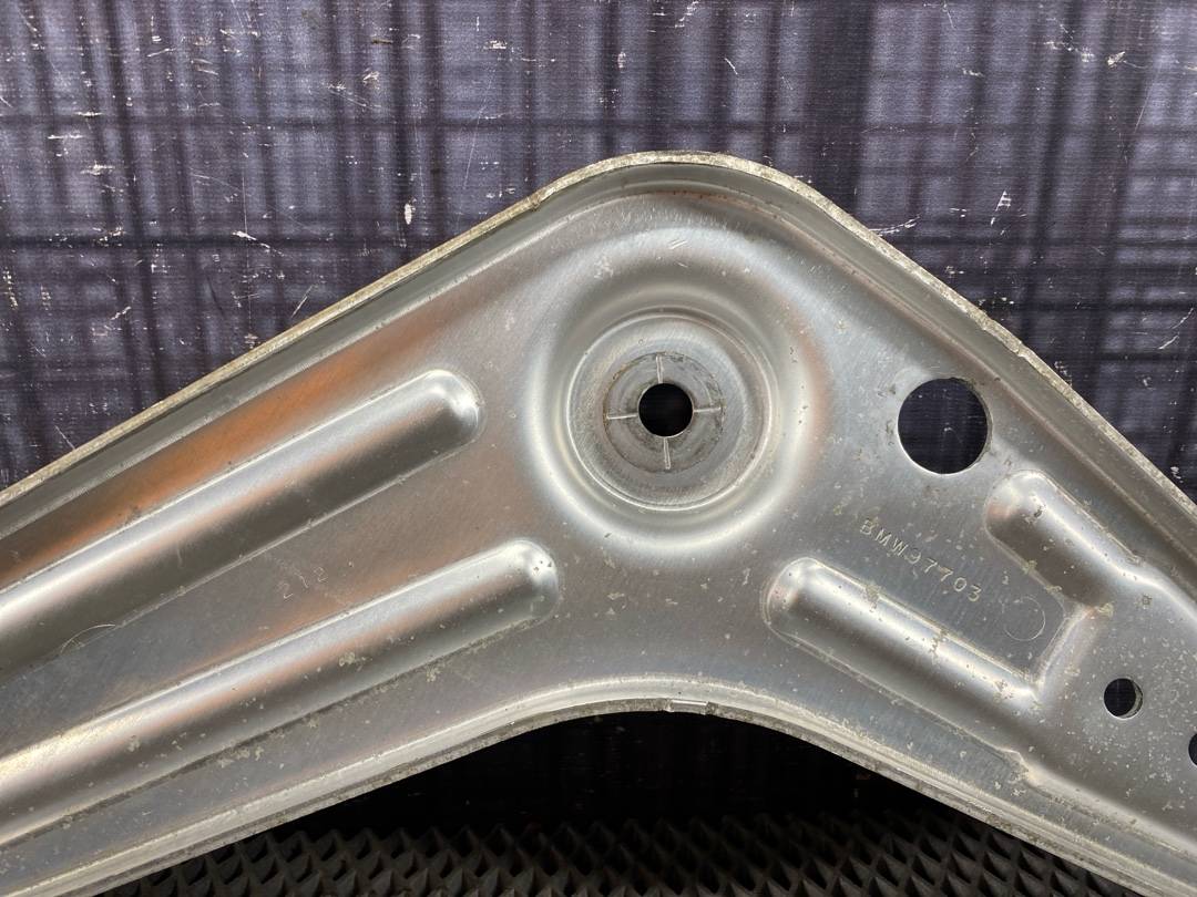 Кронштейн, 503 рублей, Красноярск