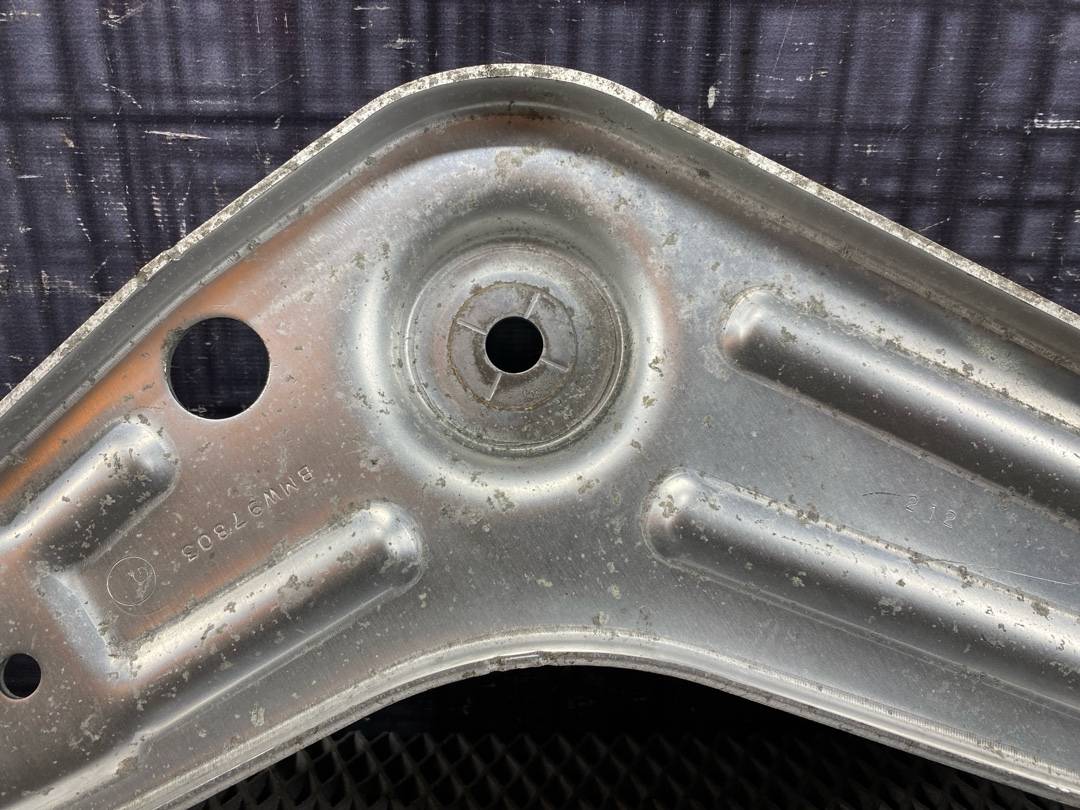 Кронштейн, 503 рублей, Красноярск