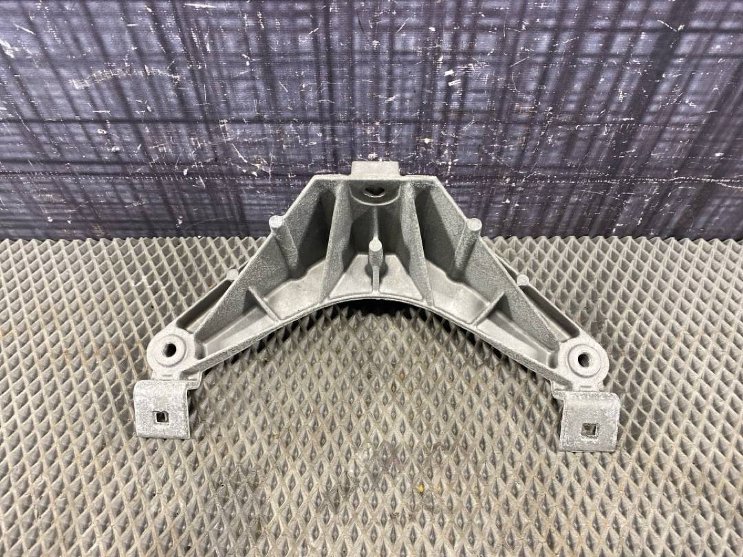 Кронштейн, 915 рублей, Красноярск