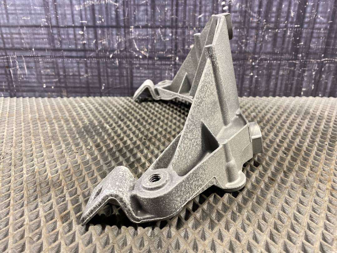 Кронштейн, 915 рублей, Красноярск