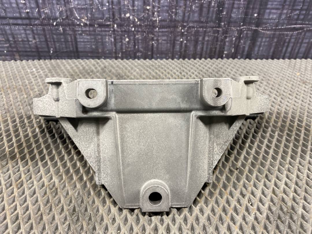 Кронштейн, 915 рублей, Красноярск