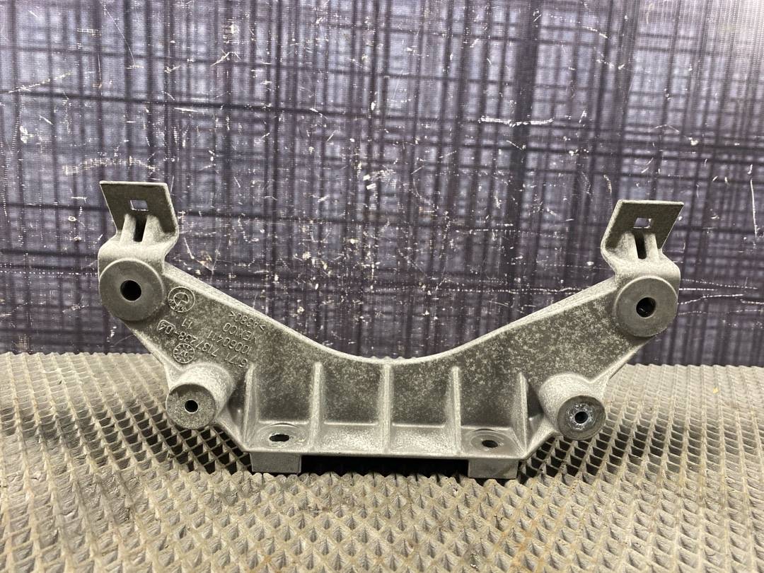 Кронштейн, 915 рублей, Красноярск