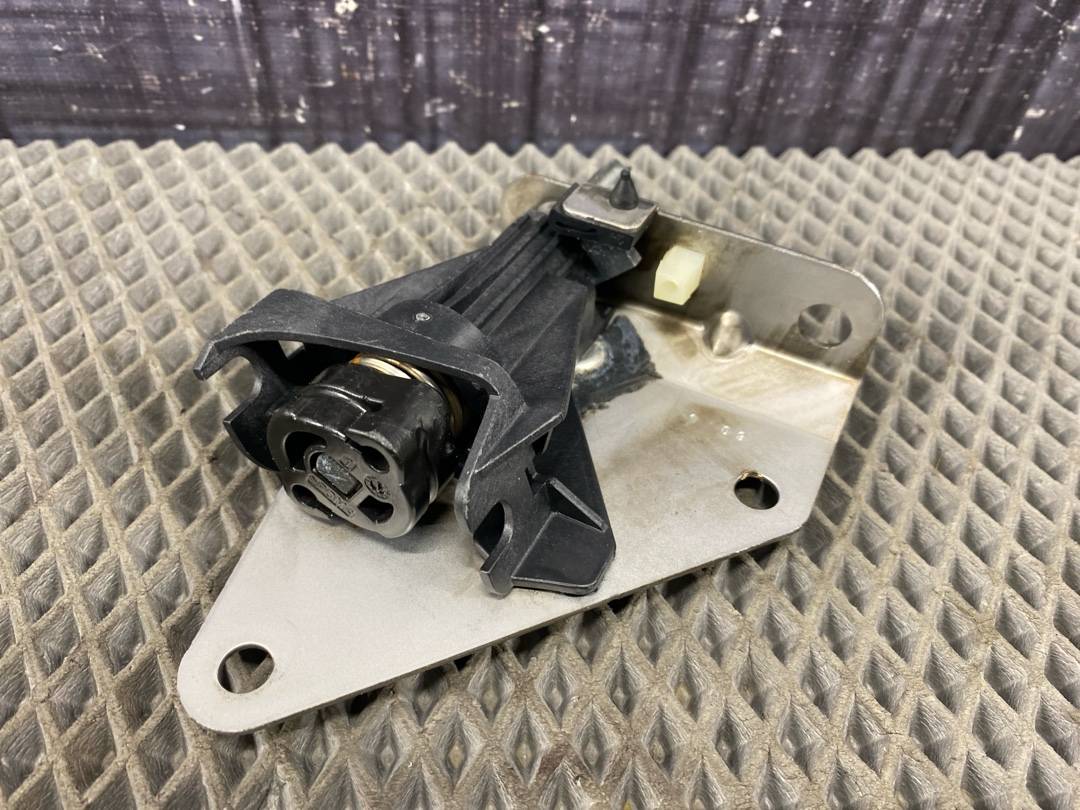 Привод замка багажника, 713 рублей, Красноярск