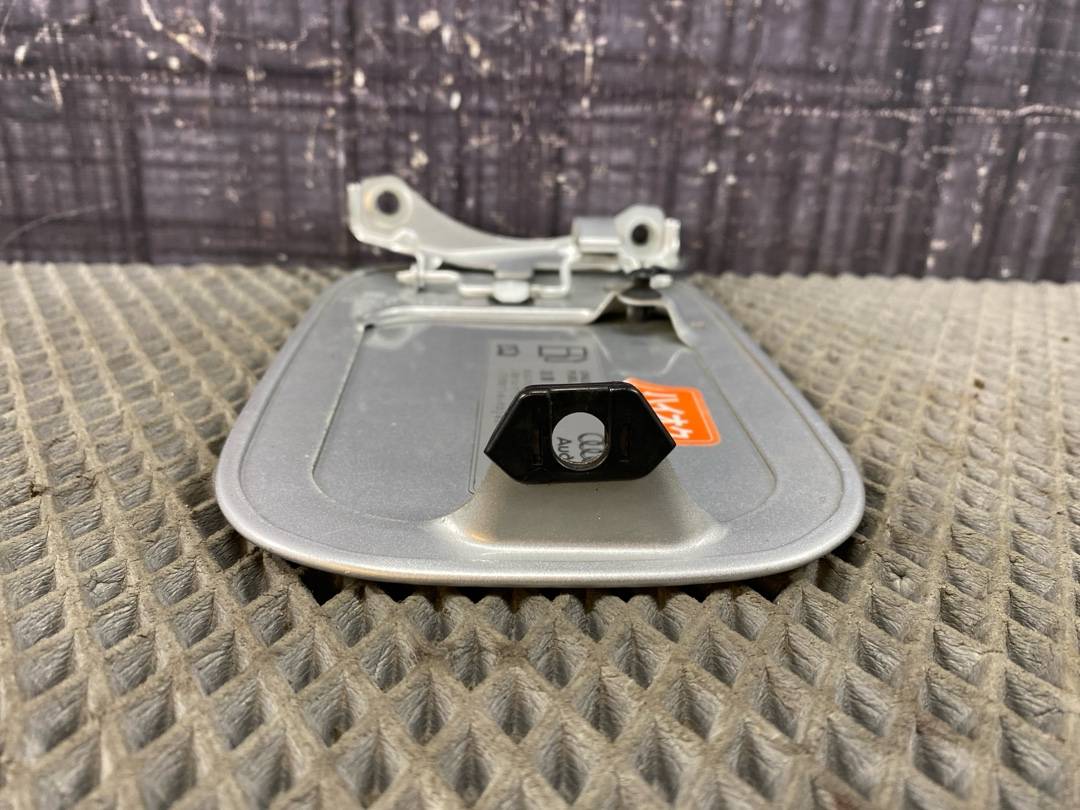 Лючок бензобака, 693 рублей, Красноярск