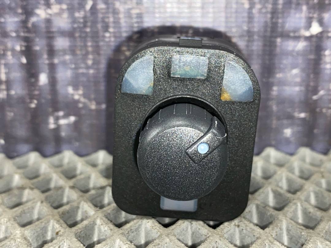 Кнопка регулировки зеркал, 840 рублей, Красноярск