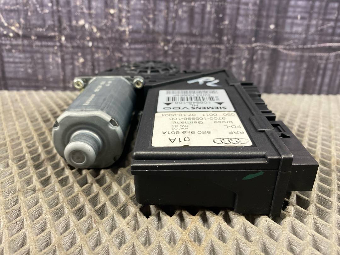 Мотор стеклоподъемника, 1022 рублей, Красноярск