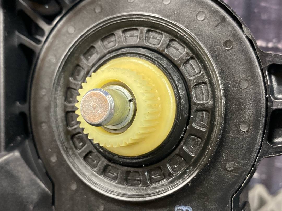 Мотор стеклоподъемника, 1022 рублей, Красноярск