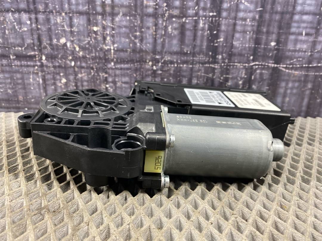 Мотор стеклоподъемника, 1498 рублей, Красноярск