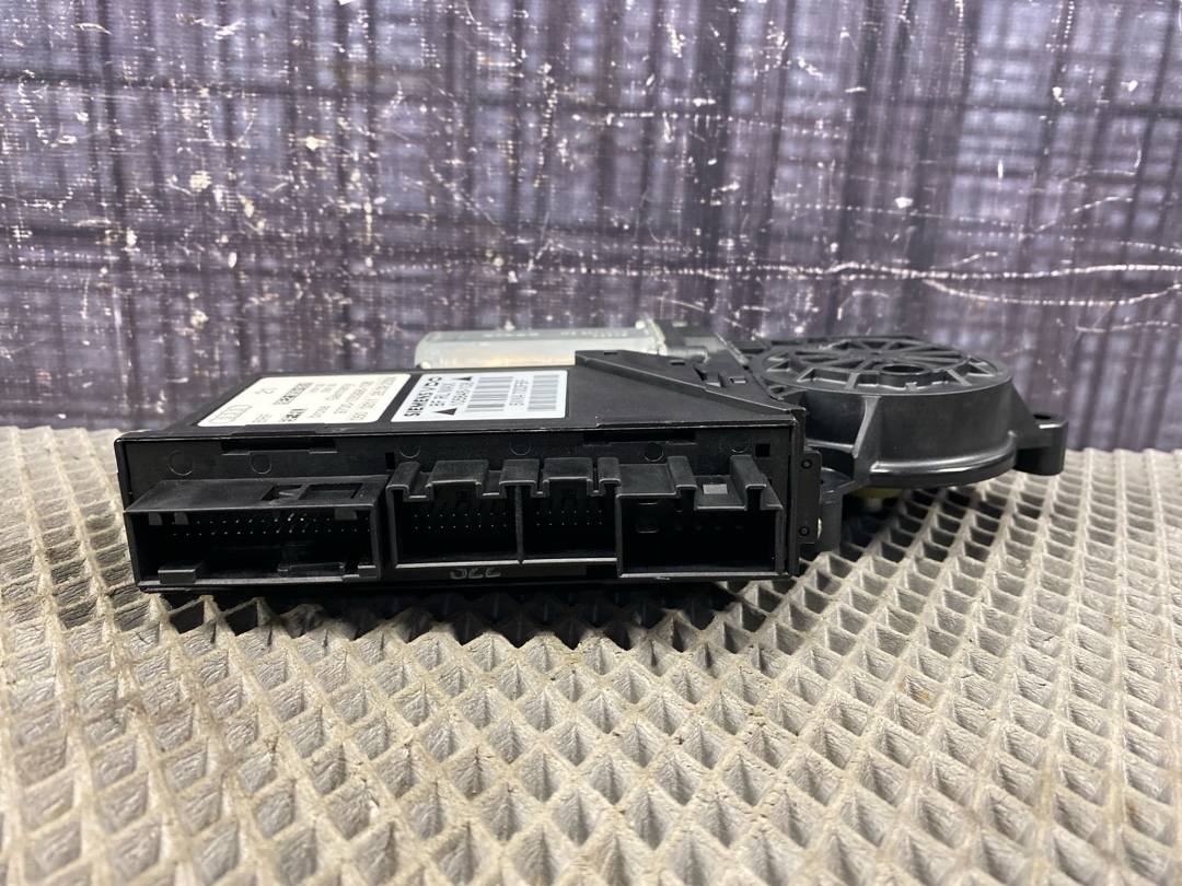 Мотор стеклоподъемника, 1498 рублей, Красноярск