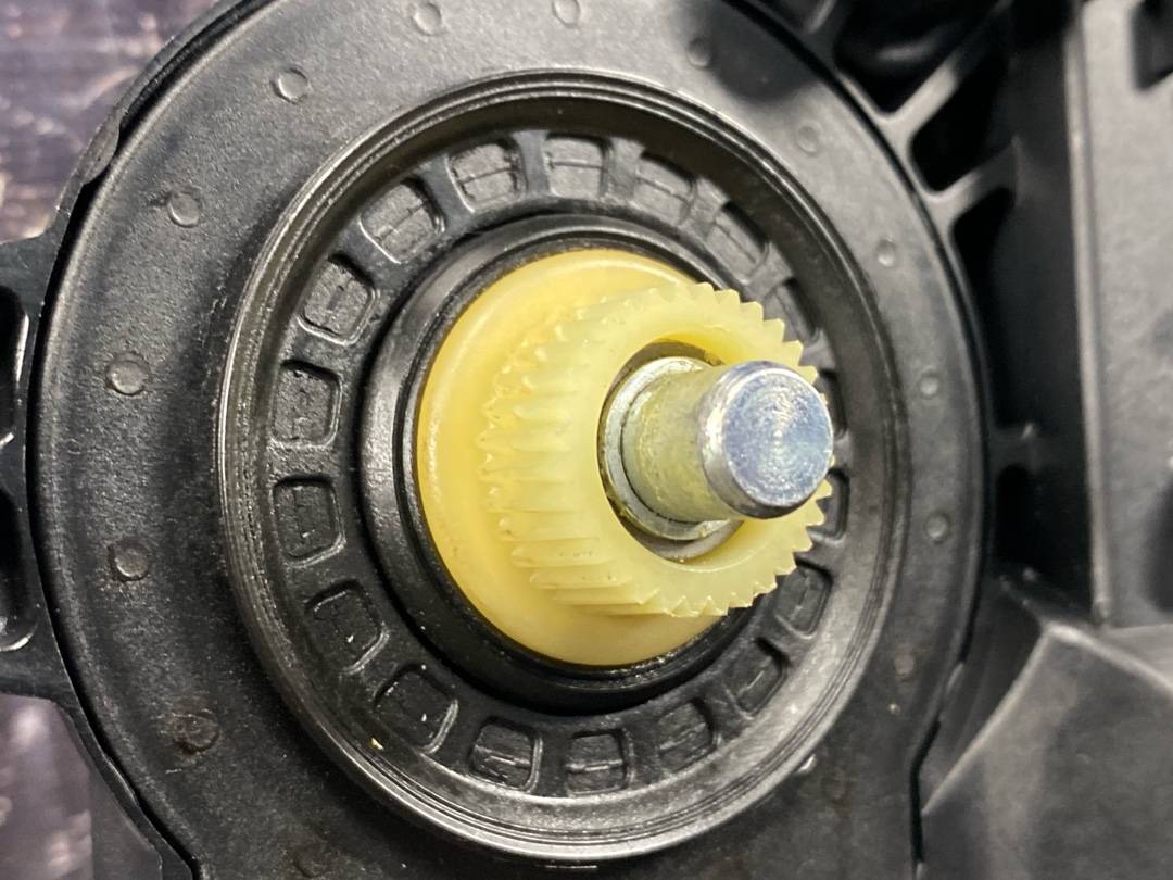 Мотор стеклоподъемника, 1022 рублей, Красноярск