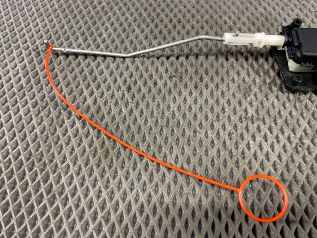 Привод замка багажника, 588 рублей, Красноярск