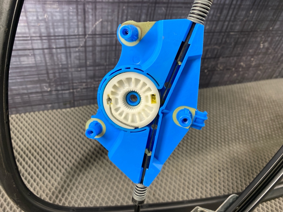 Стеклоподъемник, 1435 рублей, Красноярск