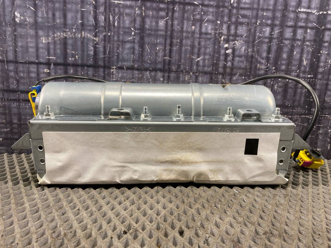 Подушка безопасности, 1064 рублей, Красноярск