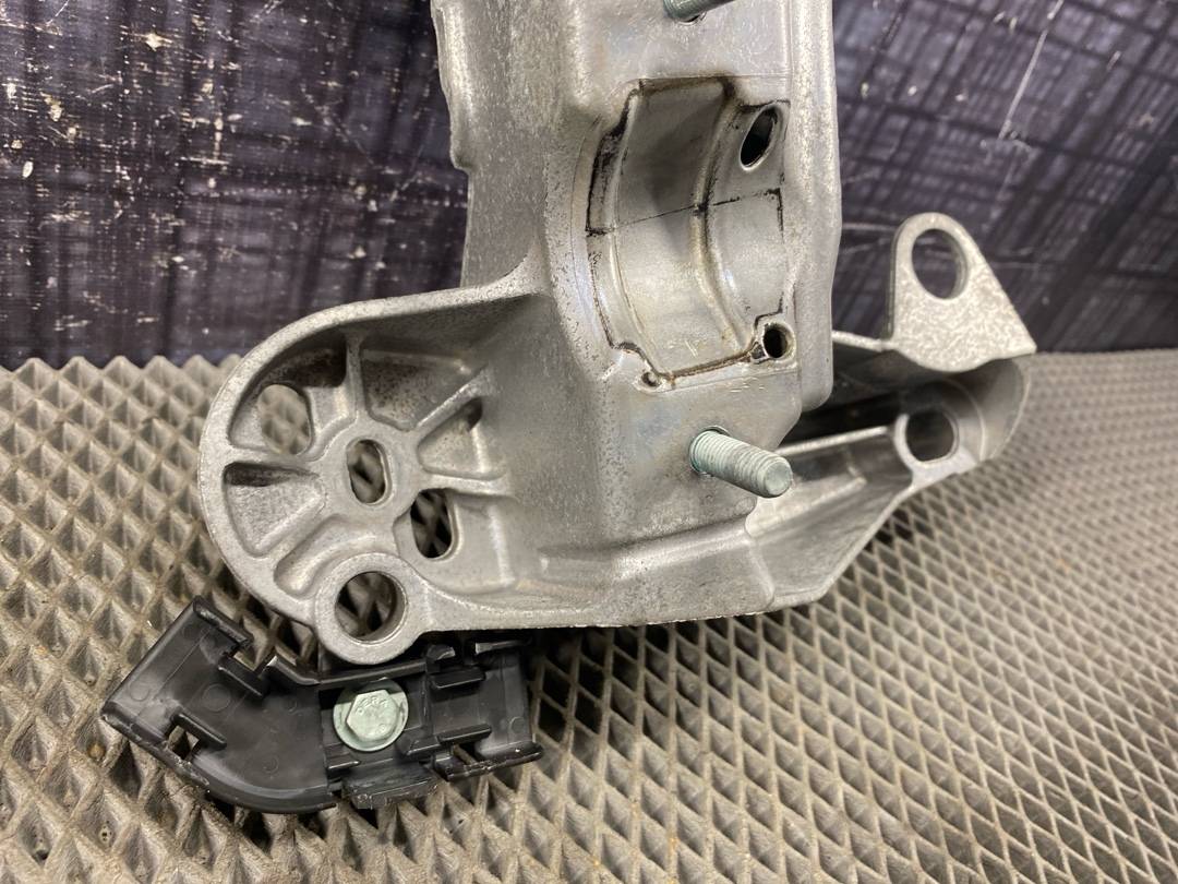 Кронштейн двигателя, 728 рублей, Красноярск