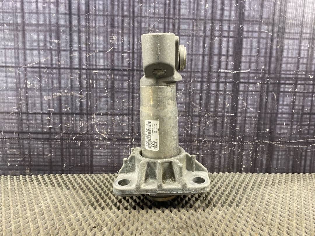 Кронштейн усилителя бампера, 1141 рублей, Красноярск