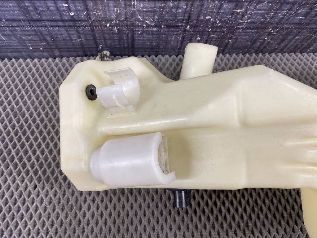 Бачок омывателя, 1232 рублей, Красноярск