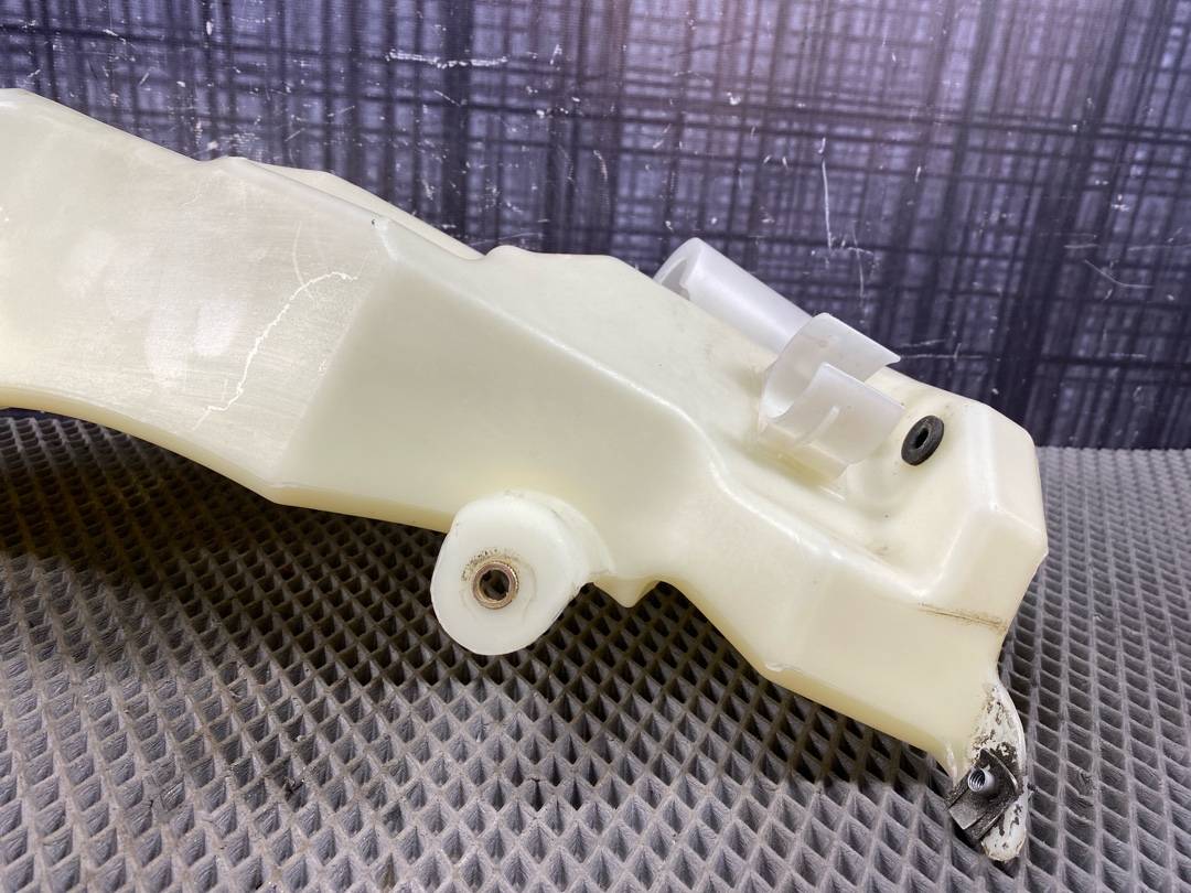 Бачок омывателя, 1232 рублей, Красноярск