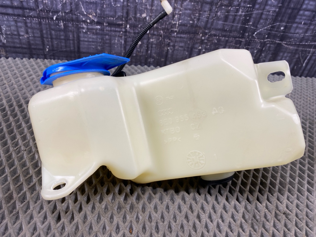 Бачок омывателя, 644 рублей, Красноярск