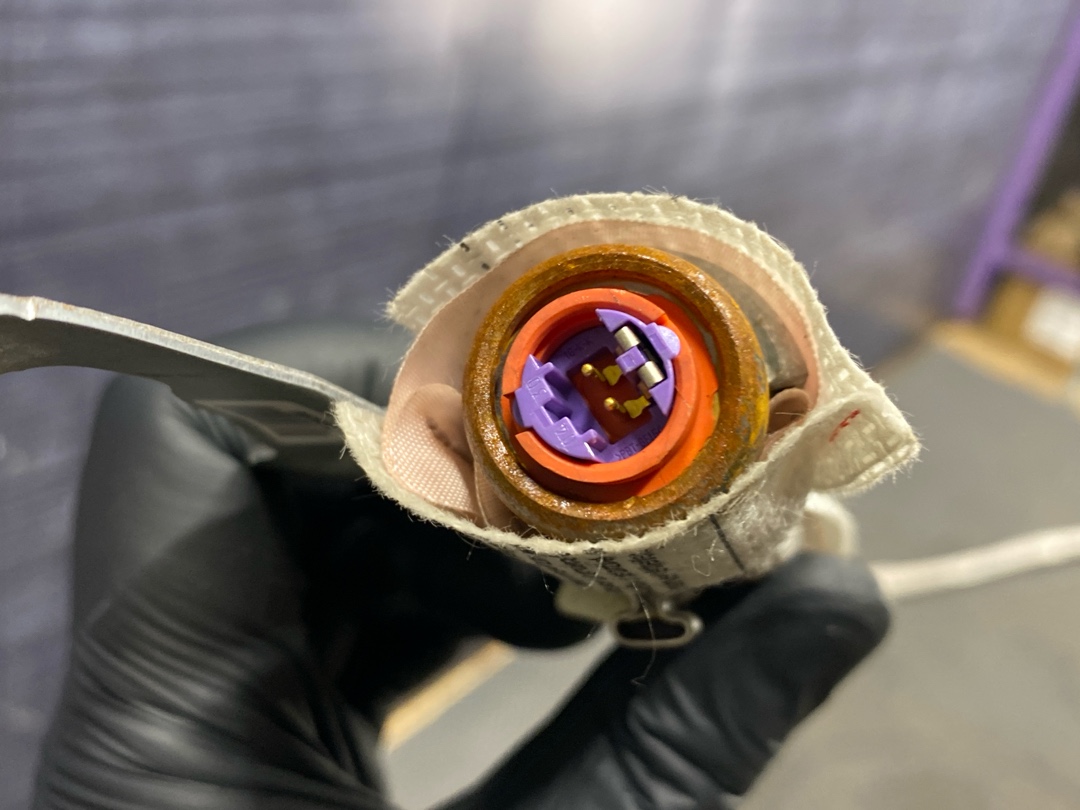 Подушка безопасности, 721 рублей, Красноярск