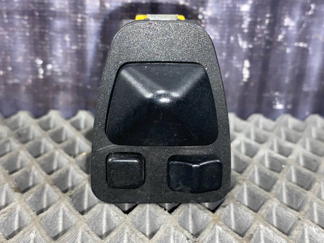 Кнопка регулировки зеркал, 726 рублей, Красноярск