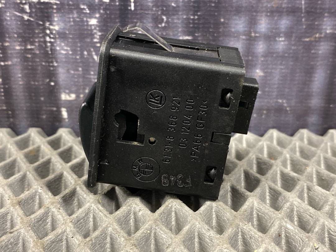 Кнопка стеклоподъемника, 318 рублей, Красноярск