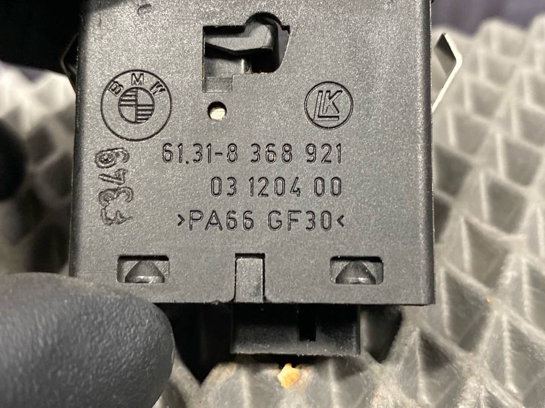 Кнопка стеклоподъемника, 318 рублей, Красноярск