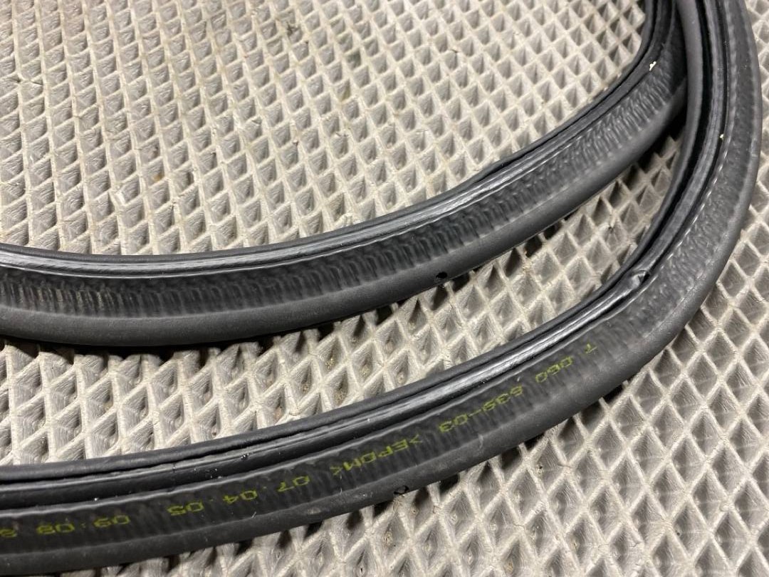 Уплотнитель крышки багажника, 582 рублей, Красноярск