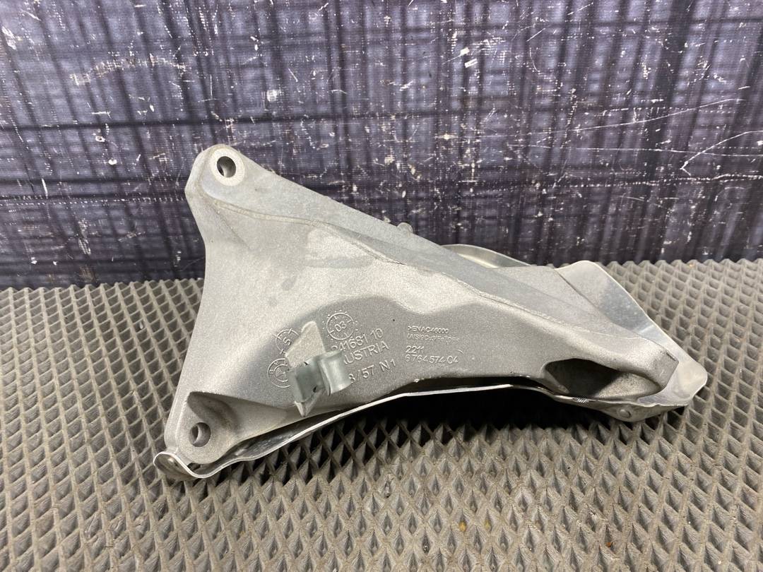 Кронштейн двигателя, 606 рублей, Красноярск