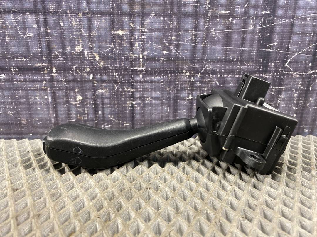 Подрулевой переключатель, 672 рублей, Красноярск