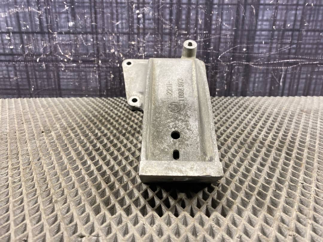 Кронштейн двигателя, 804 рублей, Красноярск