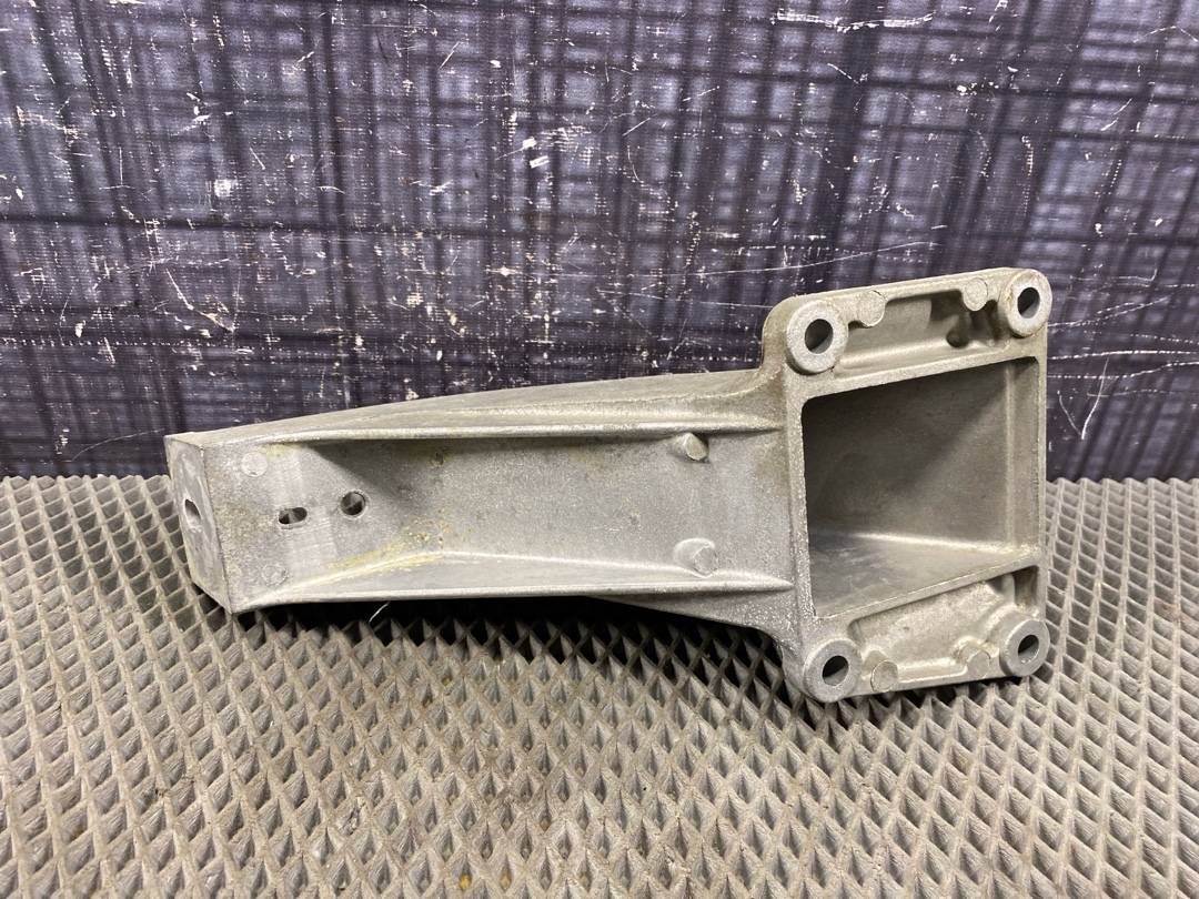 Кронштейн двигателя, 804 рублей, Красноярск