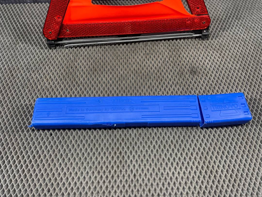 Знак аварийной остановки, 600 рублей, Красноярск