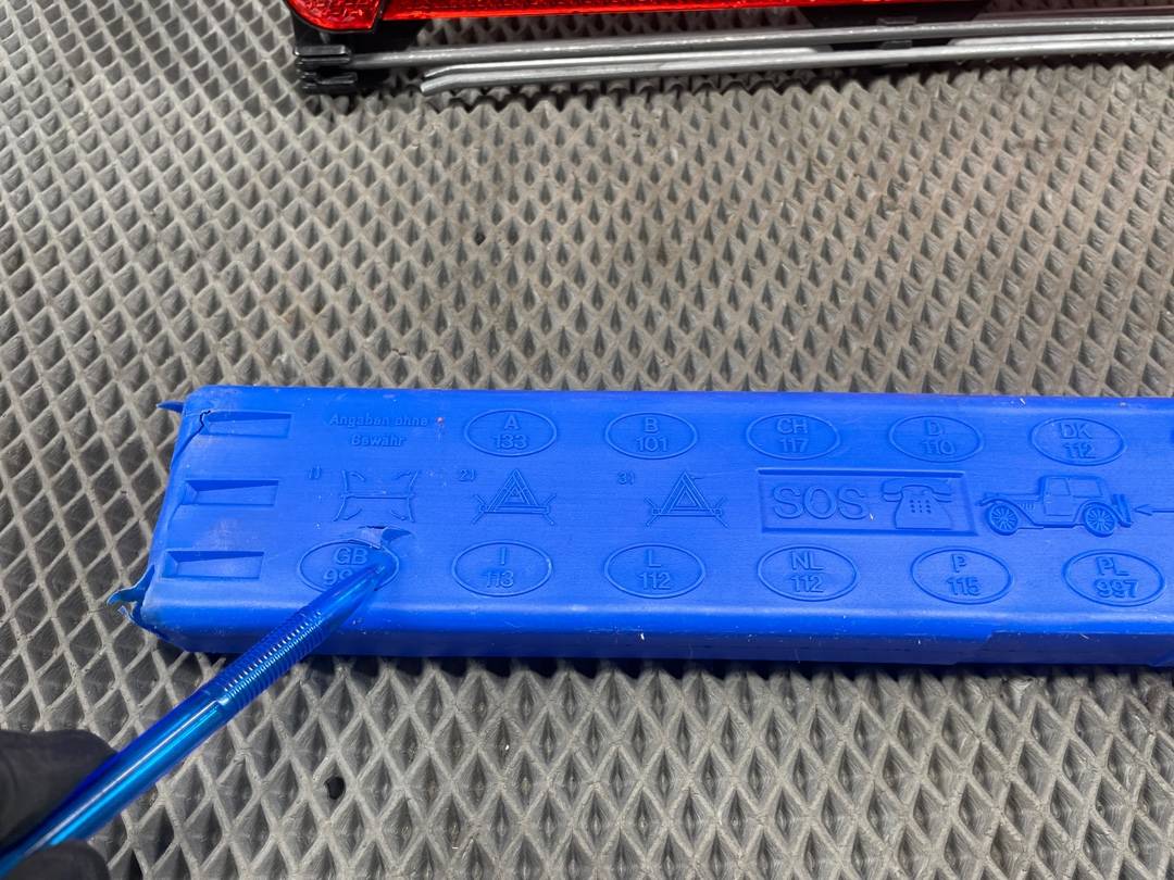 Знак аварийной остановки, 600 рублей, Красноярск