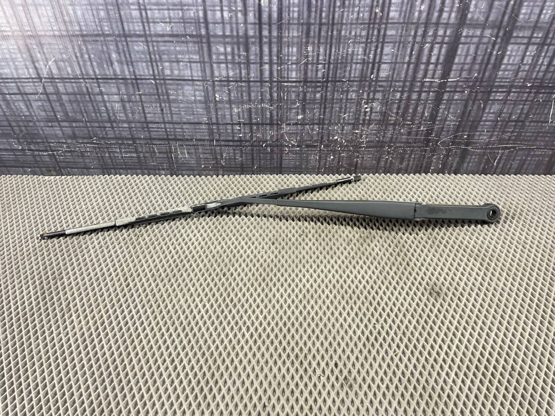 Дворник, 1200 рублей, Красноярск