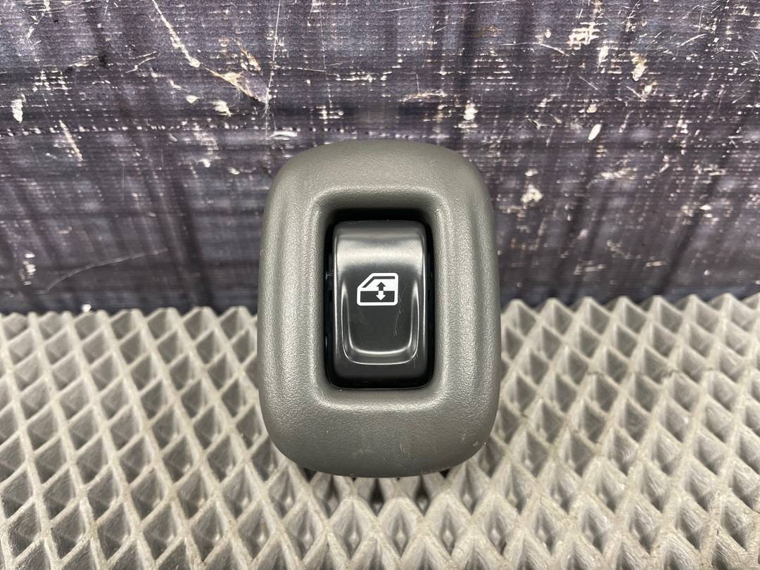 Кнопка стеклоподъемника, 550 рублей, Красноярск