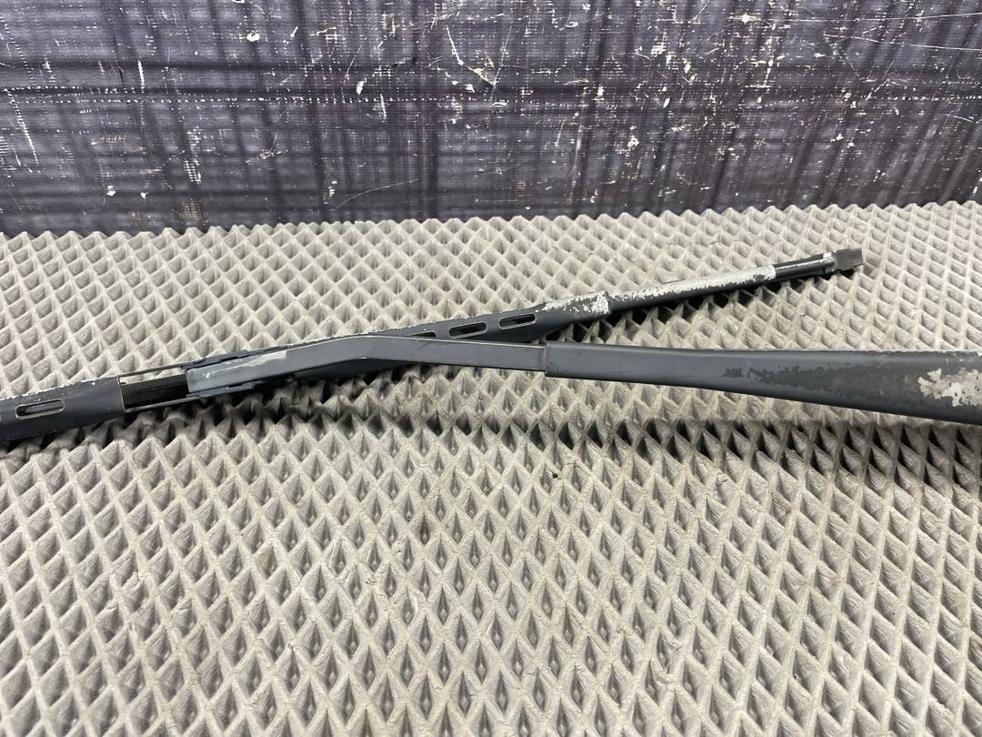 Дворник, 1200 рублей, Красноярск